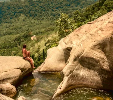 Diyaluma Falls - Sri Lanka