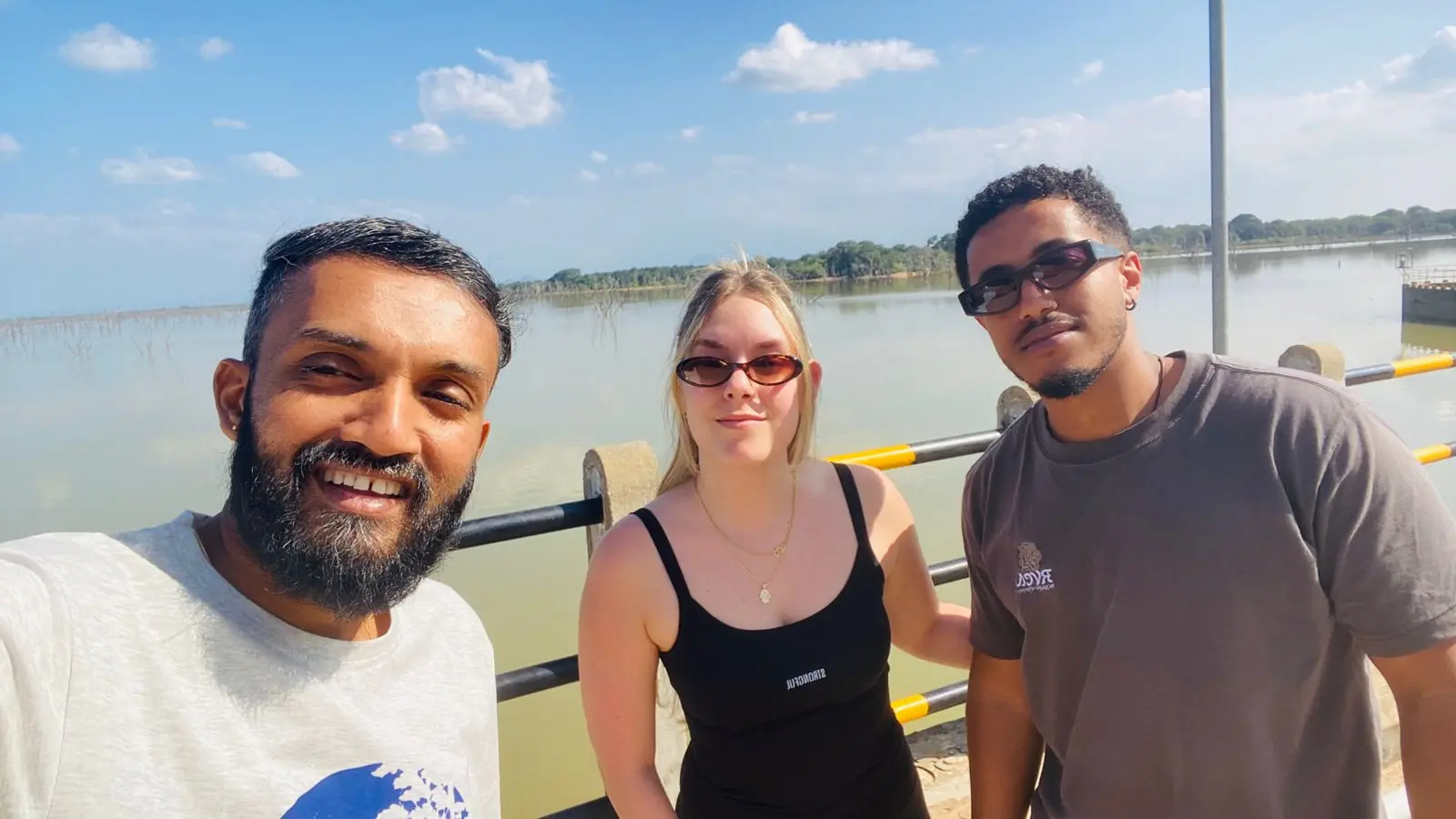 Lush green nature and rainforest scenery in Sri Lanka