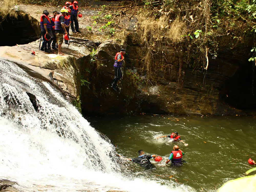 Confidence jump adventure activity in Kitulgala rainforest