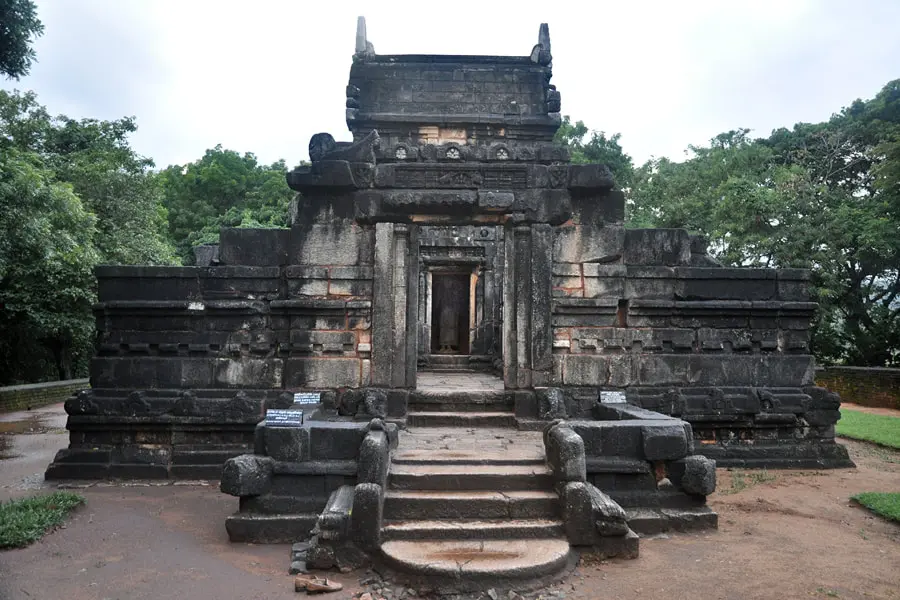 Nalanda Gedige ancient Hindu-Buddhist stone temple