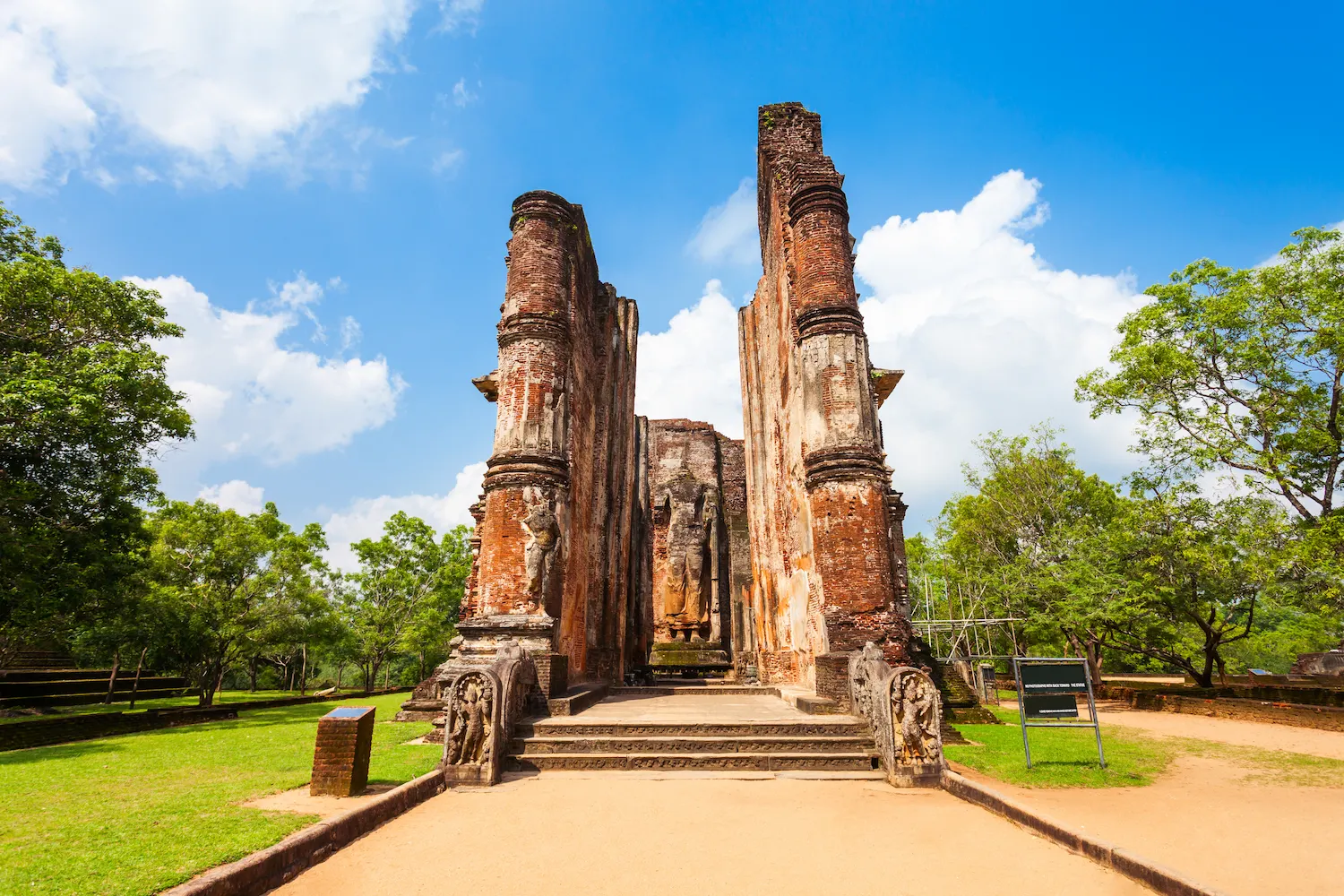 Parakrama Samudra Tank, Polonnaruwa