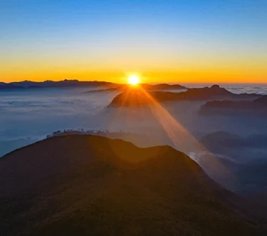 Adam's Peak Sun Rise